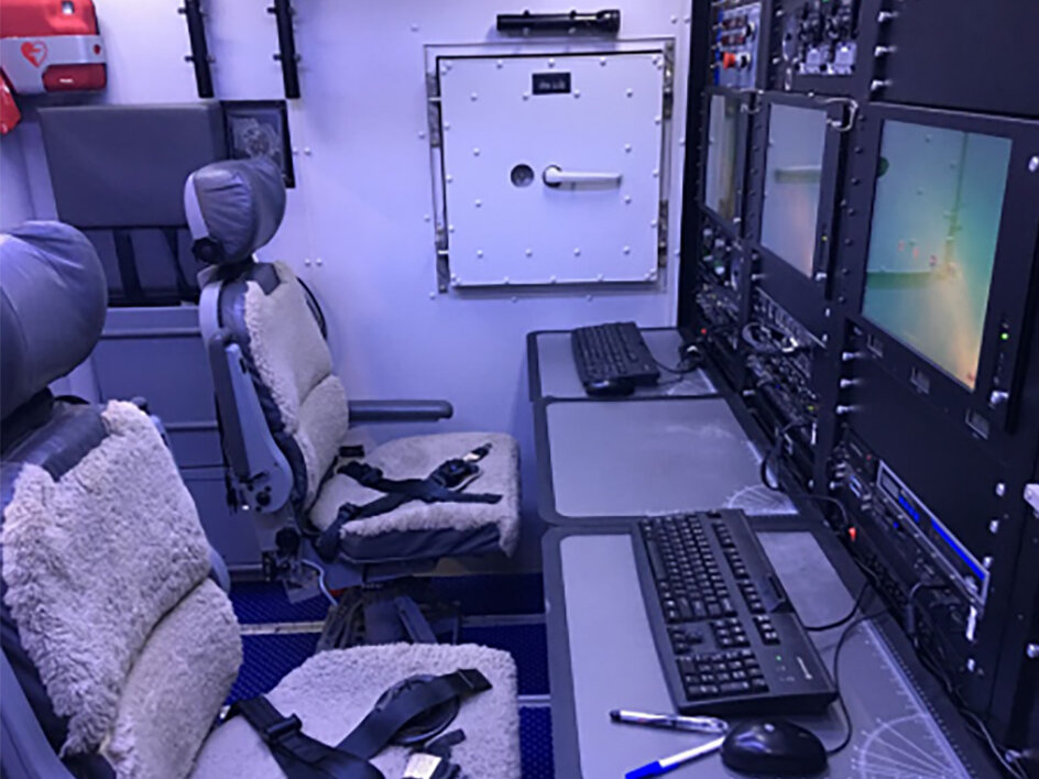 Coms center